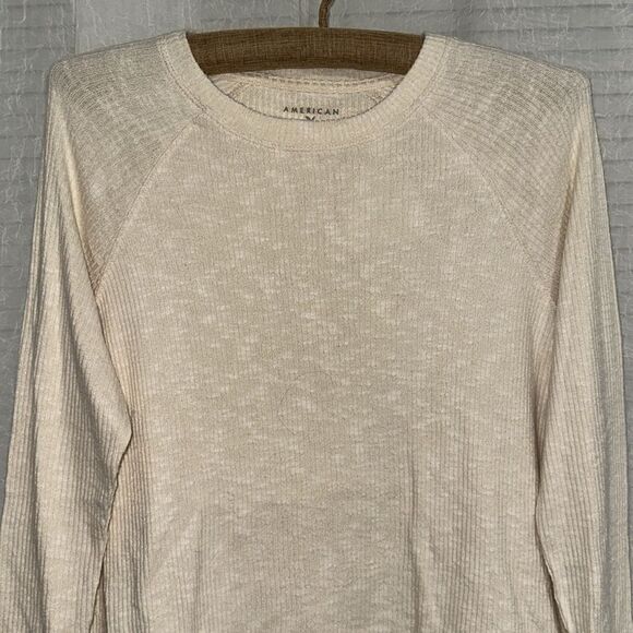 AE Heather Cream Crewneck Soft Plush Ribbed Long Sleeve Tee - Picture 8 of 16